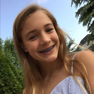 Meet your Posher, Julianna